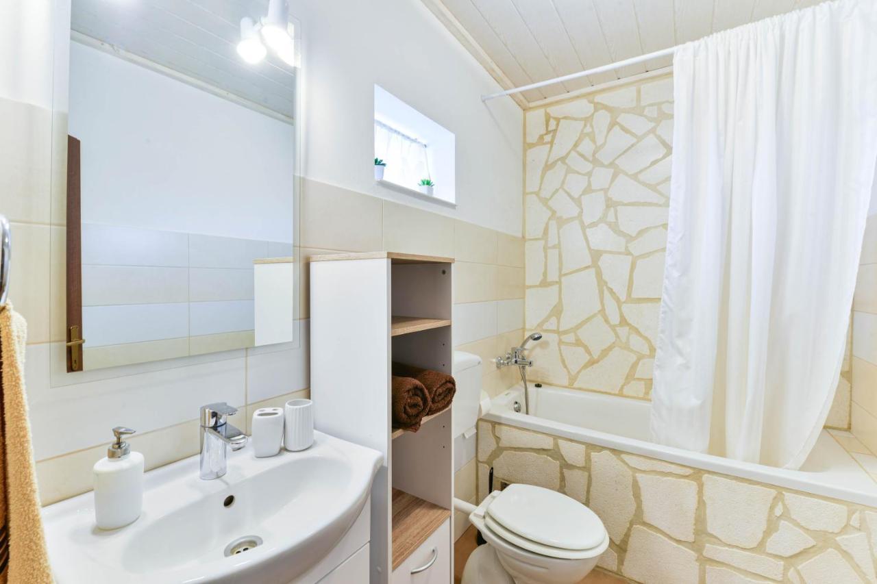 Villa MiA Sukošan Esterno foto